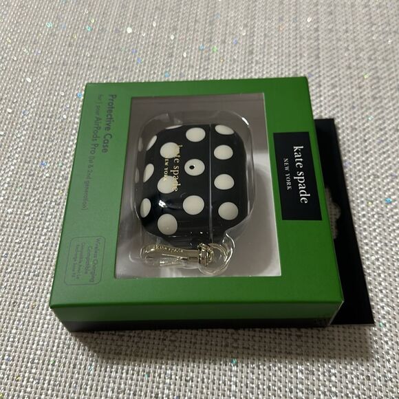 kate spade x Target Black White Polka Dot Apple AirPods Pro Protective Case - Picture 13 of 13